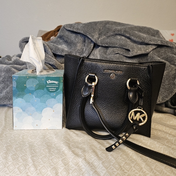 Small Pebbled Michael Kors Black Satchel - Picture 8 of 12